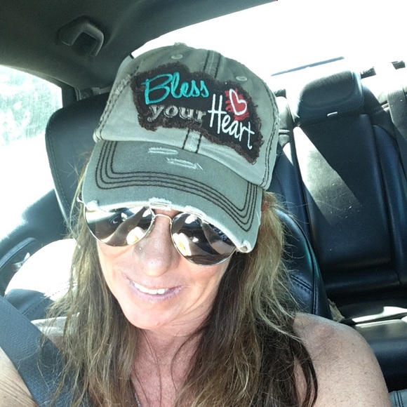 Meet your Posher, Jennifer - Picture 1 of 1